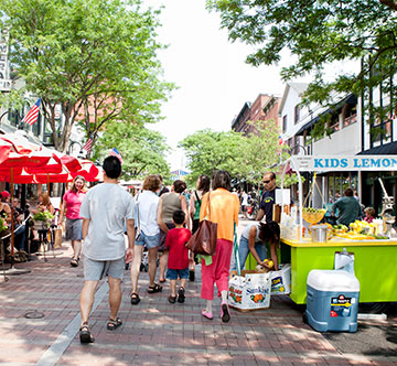 Church Street Marketplace in Burlington VT is a bustling hub of shopping, dining, arts and events just minutes away from Cambrian Rise